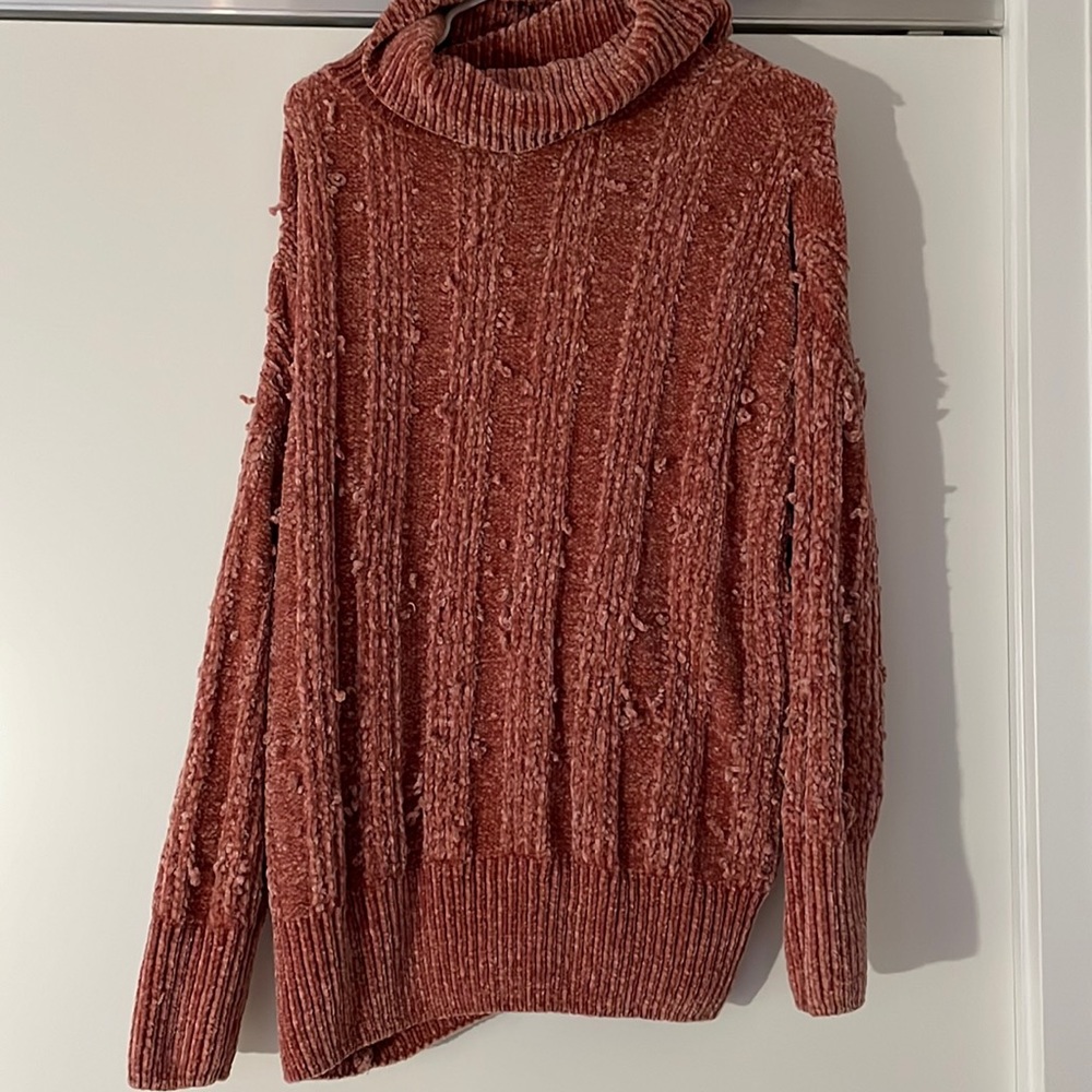 Chenille cowl neck Pink sweater M